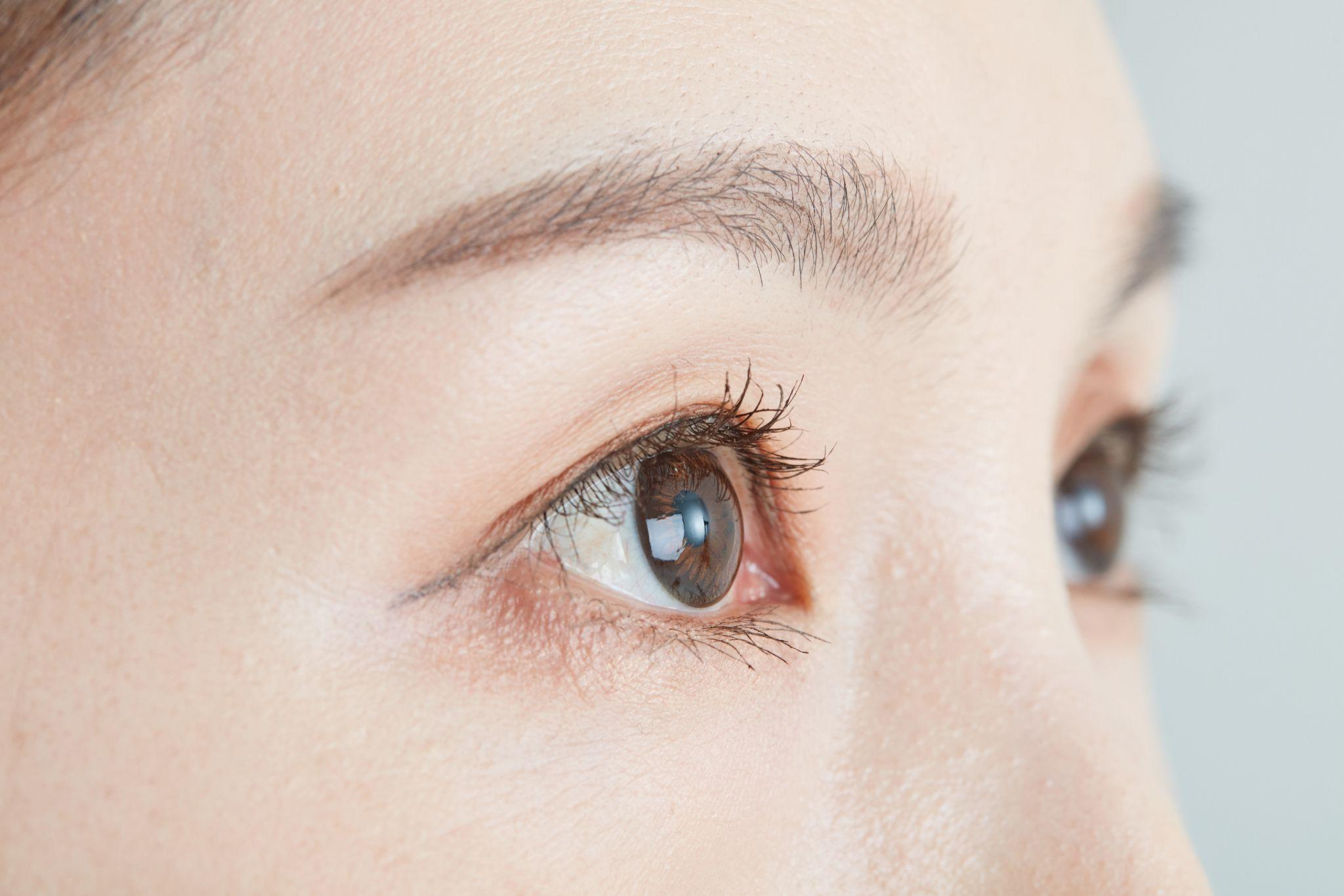 切らない眼瞼下垂治療とは?効果・方法・注意点やよくある質問を解説