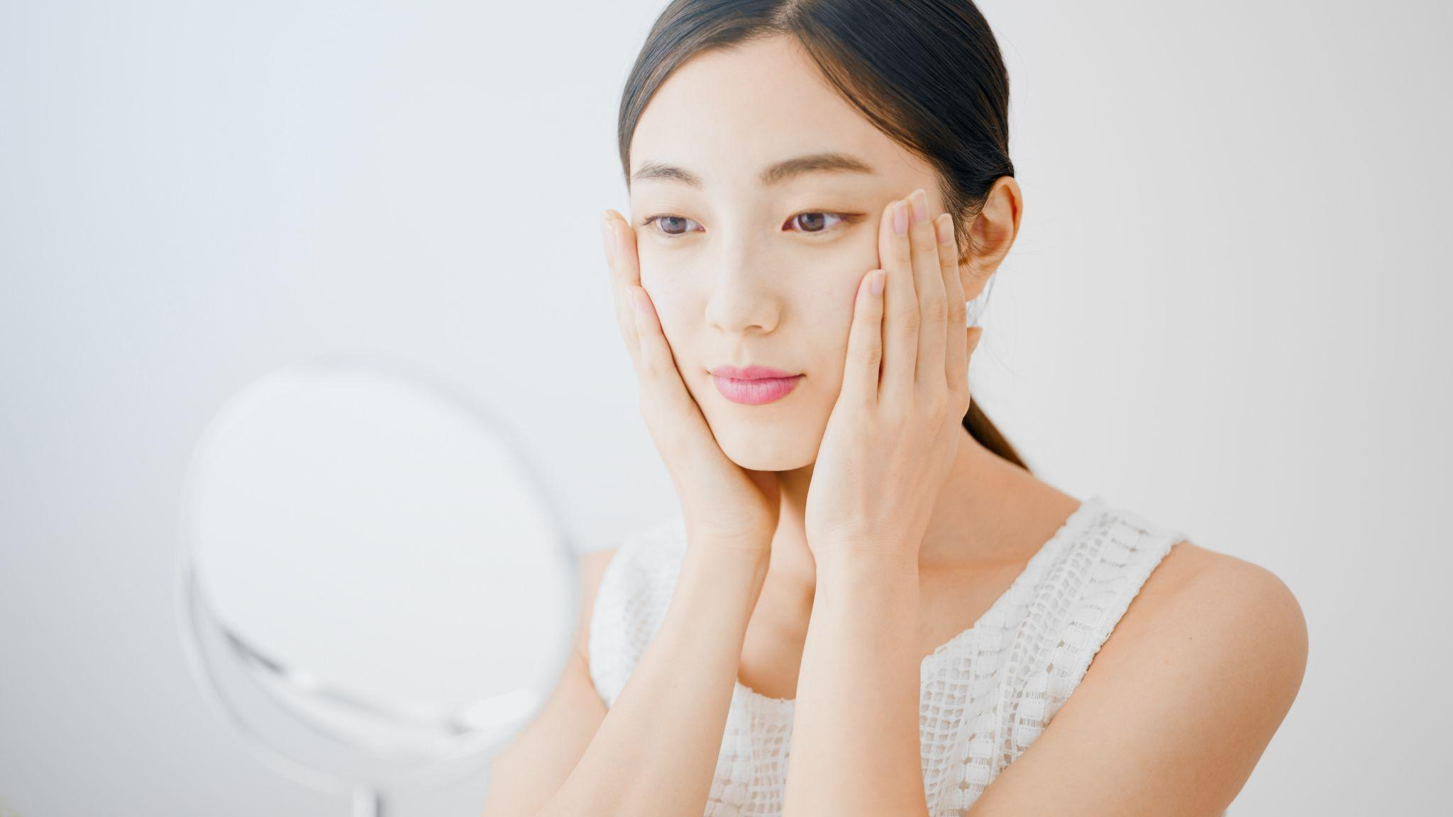 眼瞼下垂手術後の傷跡は目立つ？