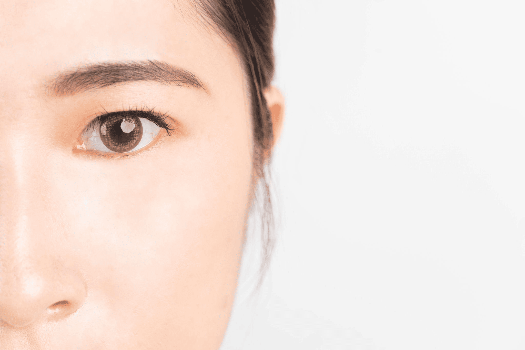 眼瞼下垂の手術費用の相場