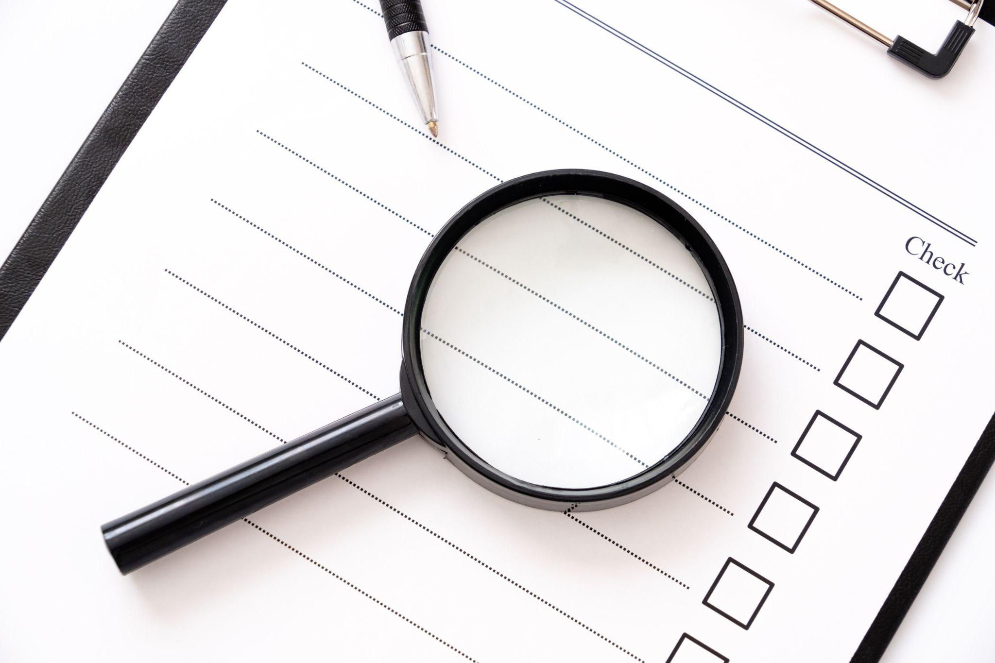 ハードコンタクトによる眼瞼下垂の兆候